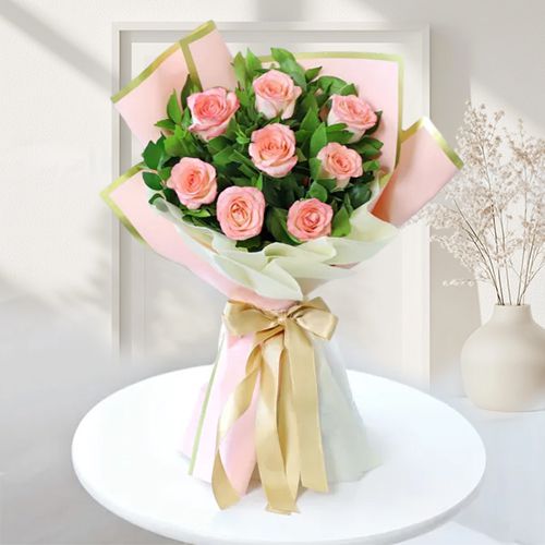 Graceful Pink Roses Bouquet