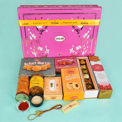 Delicious Sweet  N  Savouries Gifts Hamper